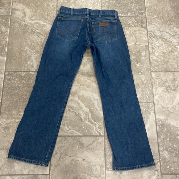WRANGLER RETRO RIVER WASH SLIM BOOT CUT 77MWZRW fits 32”W - Picture 2 of 13